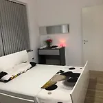 Appartement Ornela Durrës